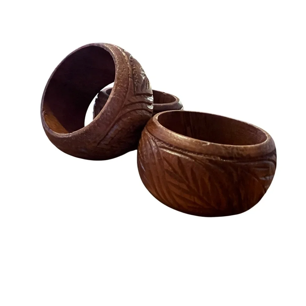 Vintage Hand Carved Wood Napkin Rings Set of 4 Floral Leaf Boho Rustic Brown